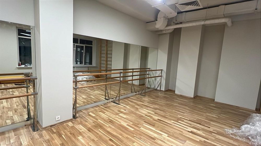 Гимназия №5, корпус №2 (зал хореографии)